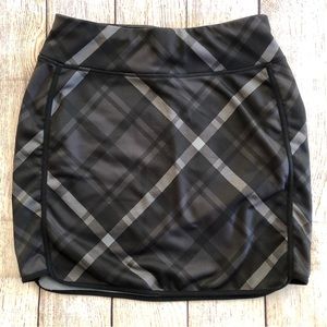 Athleta Plaid fleece-lined skirt - Size Small Tall / ST